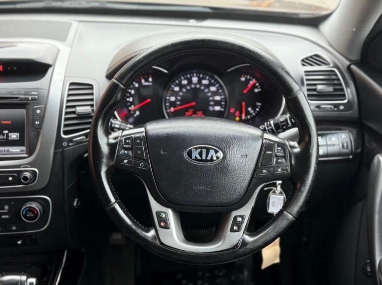 2013 Kia Sorento 2.2 CRDi KX-2 5dr Auto [Sat Nav] ESTATE DIESEL Automatic