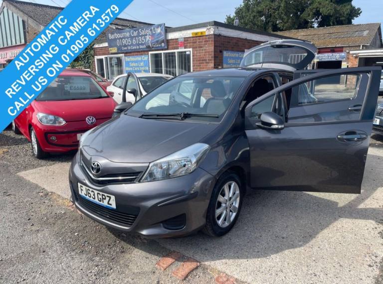 2013 63 TOYOTA YARIS 1.33 DUAL VVT-I TR HATCHBACK 5DR PETROL MULTIDRIVE S EURO 5