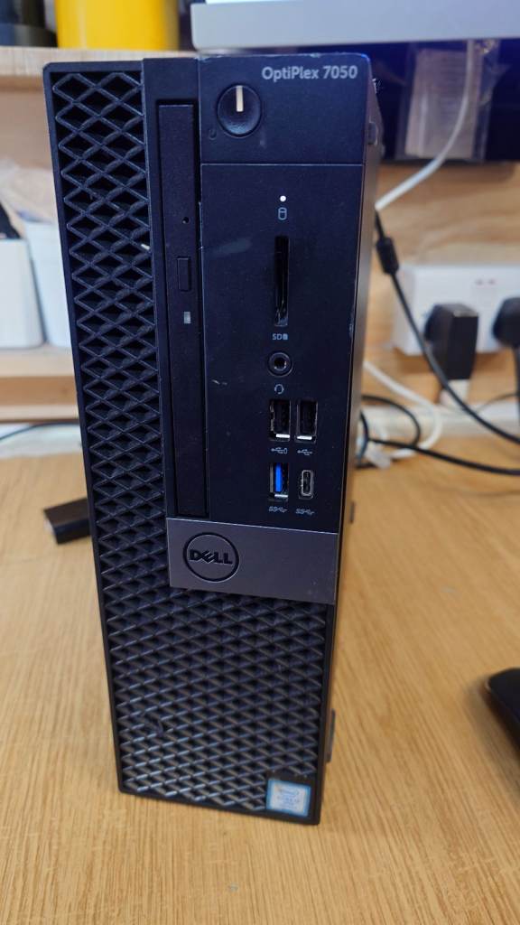 DELL OPTIPLEX 7050 7th GEN i 7 PC
