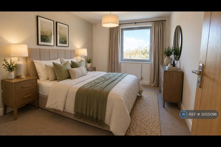 2 bedroom flat in West Thamesmead, London, SE28 (2 bed) (#3055096)