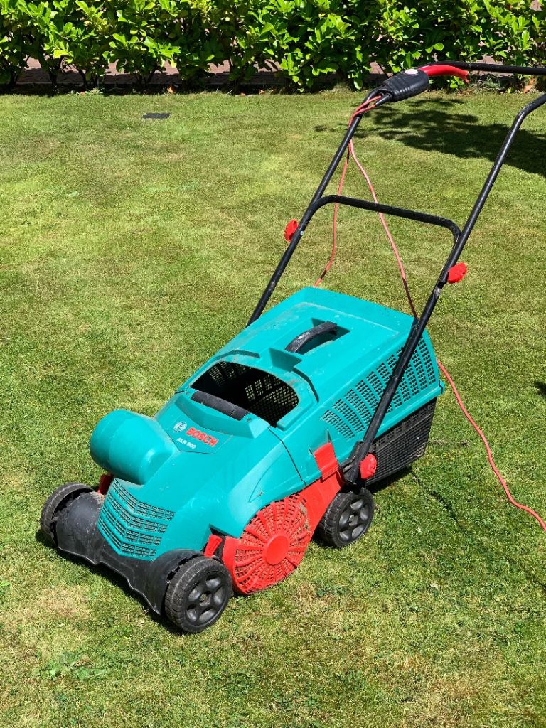 Bosch ALR 900 Electric Lawn Raker – Good Condition