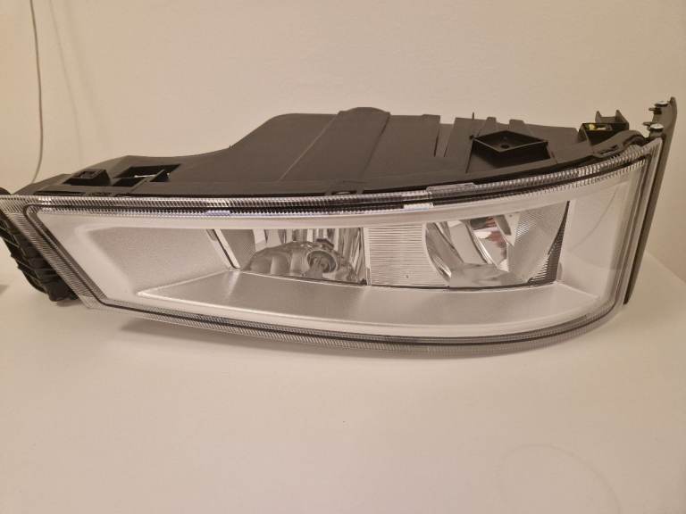 Truck Lorry Car HGV Part Right Side Fog light 2020 Model Volvo New