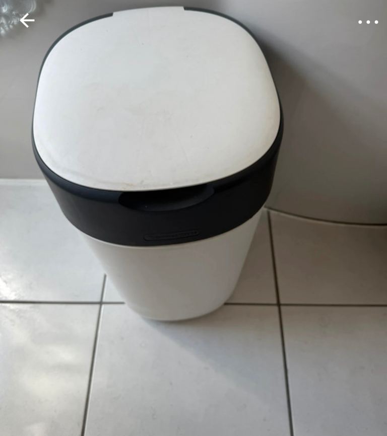 Tommee tippee nappy bin 