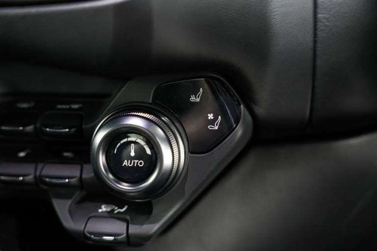 2018 Aston Martin Vantage 4.0 V8 Coupe 2dr Petrol Auto Euro 6 (510 ps) Coupe Petrol Automatic