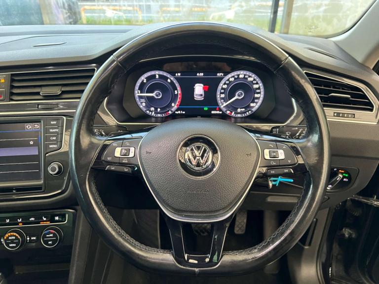 2017 Volkswagen Tiguan 2.0 TDi 150 4Motion SEL 5dr DSG ESTATE DIESEL Automatic