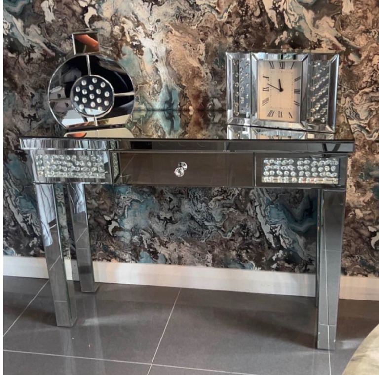 Mirrored console table 