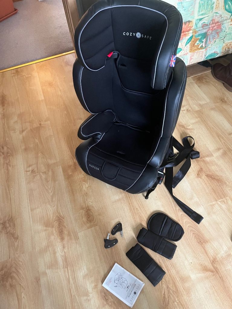 Car seat 9 months to 12 years