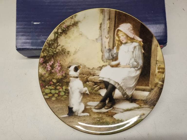 Wedgwood plate.  (Yesterday's child)