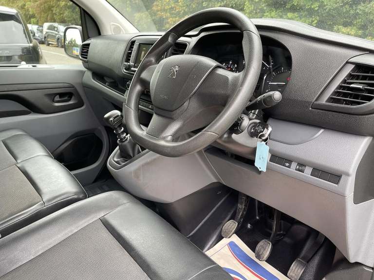 2020 Peugeot Expert 1400 2.0 BlueHDi 120 Professional Van PANEL VAN DIESEL Manual