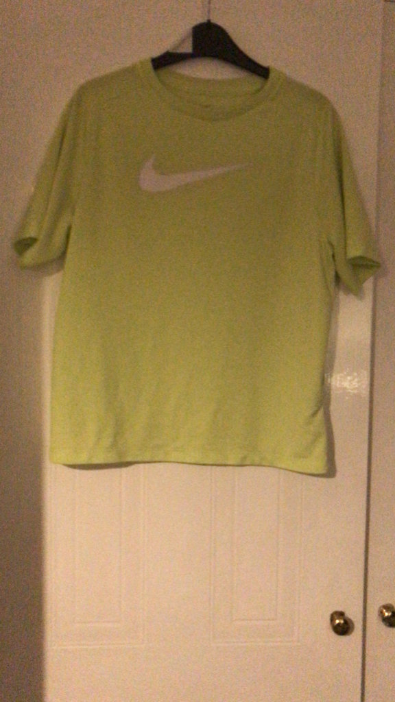 Nike junior top