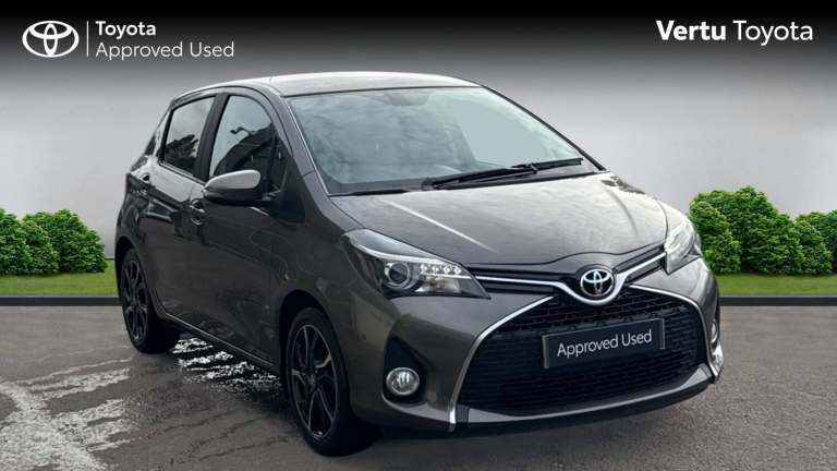 2017 Toyota Yaris 1.33 VVT-i Design 5dr Petrol Hatchback Hatchback Petrol Manual