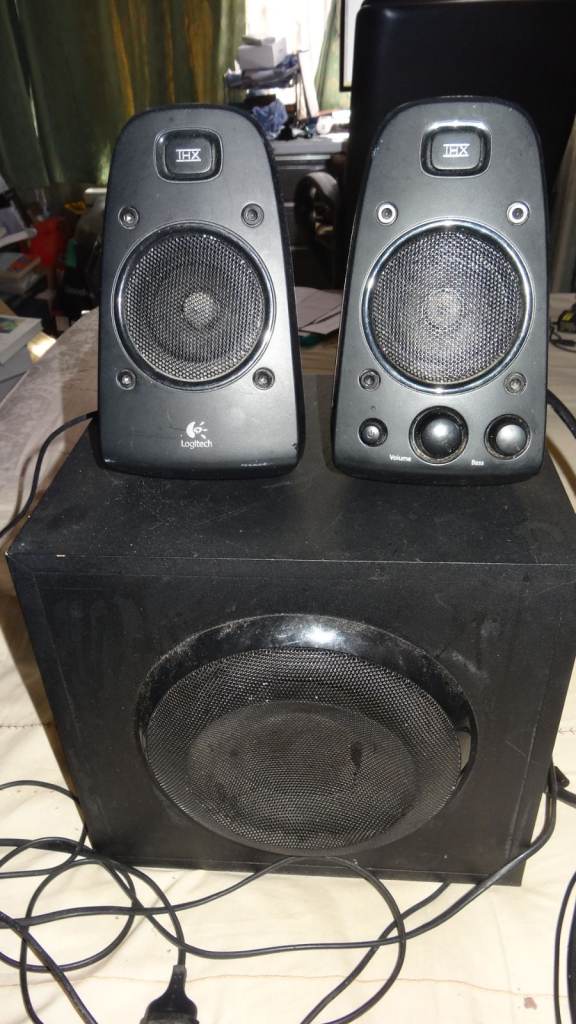 Home Cinema Logitech SPEAKER SYSTEM Z623 