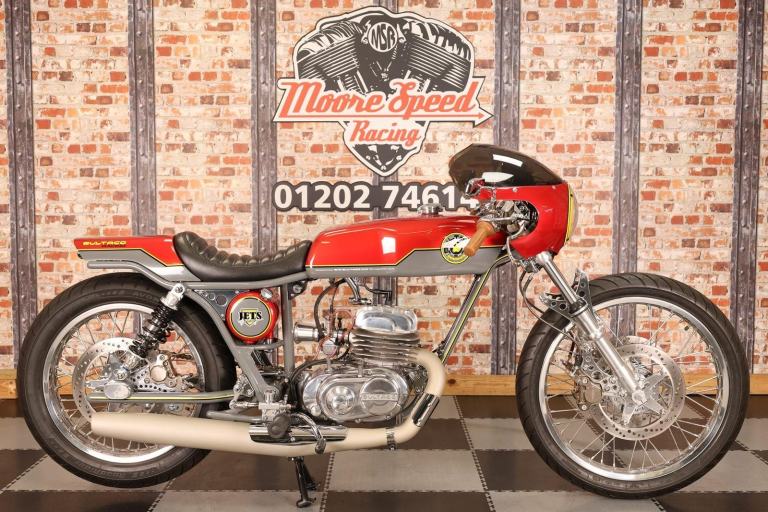 BULTACO MONTJUICH CLASS 340 TSS COMPETITION:  STUNNING JETS FOREVER CUSTOM BUILD