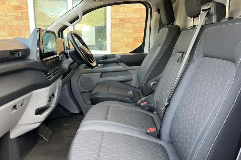 2025 Ford Transit Custom 280 Limited AUTO L2 LWB FWD 2.0 EcoBlue 136ps Low Roof, HEATED FRONT SEA...