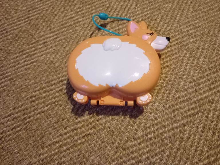 Polly Pocket Corgi Cuddles Compact