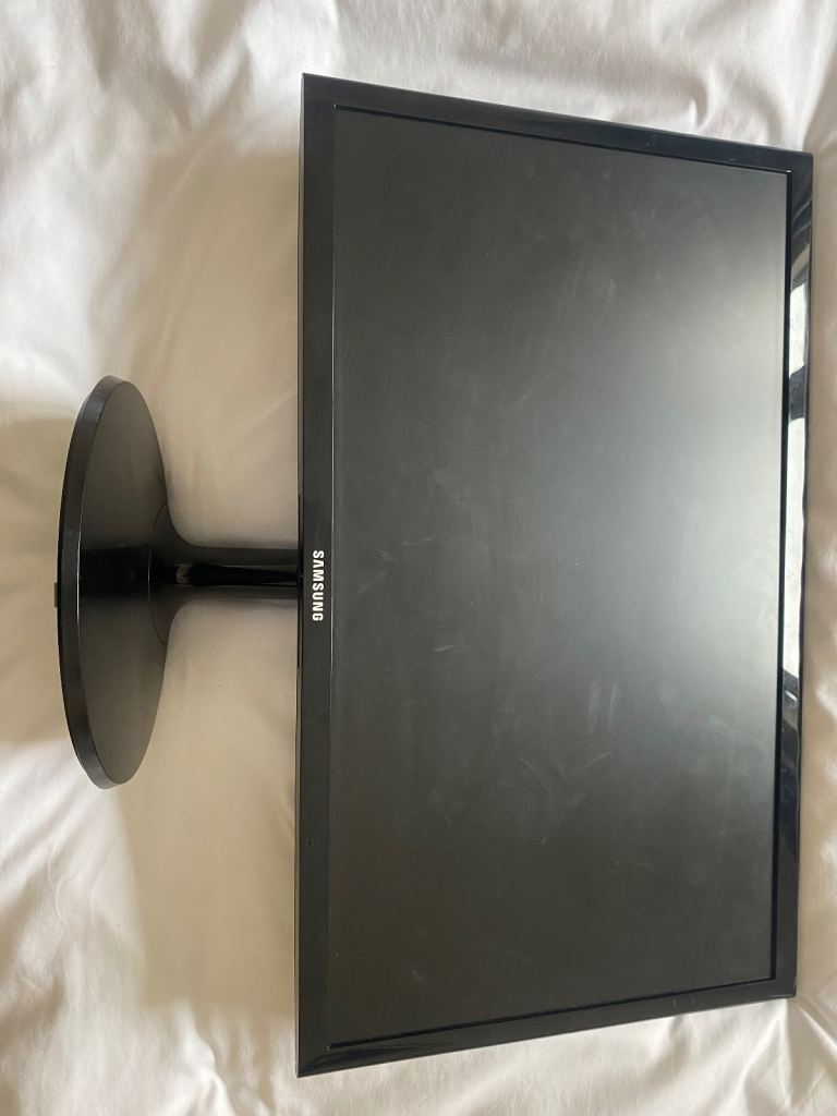 samsung color display unit model s22f350fhu