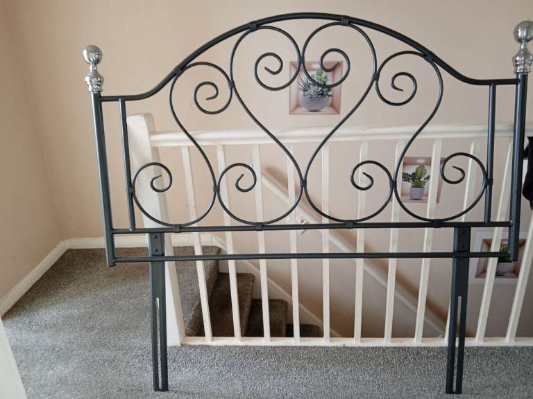 Double Metal headboard 