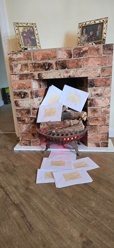 Display Fireplace for Santa's grotto or Harry Potter