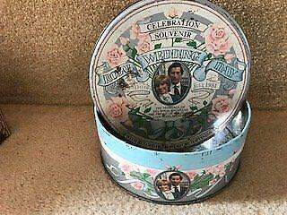 Vintage tin
