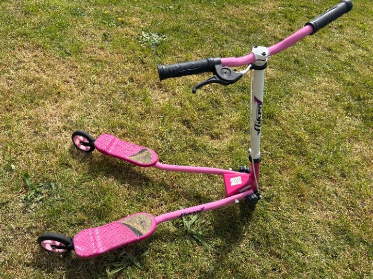 Pink Flicker  Scooter