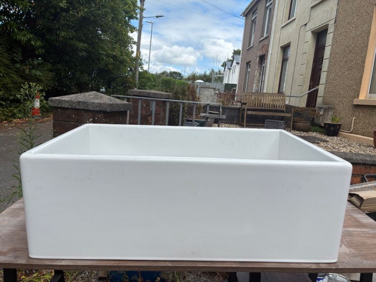 Belfast sink