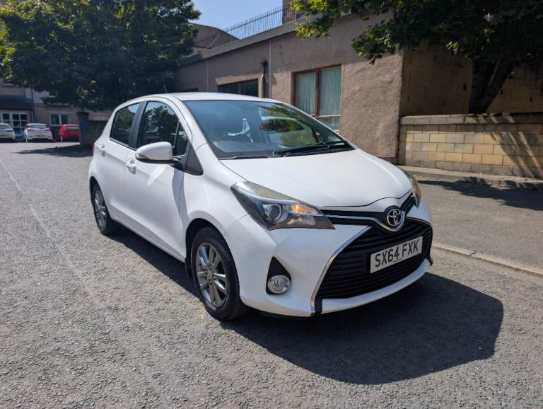 Toyota, YARIS, Hatchback, 2014, Manual, 1329 (cc), 5 doors