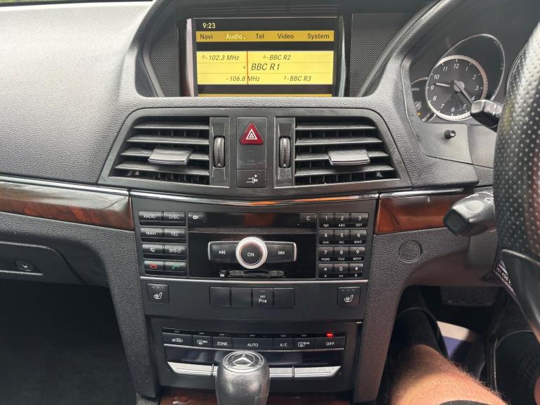 2010 Mercedes-Benz E Class E250 CGI BlueEFFICIENCY SE 2dr Tip Auto COUPE Petrol Automatic