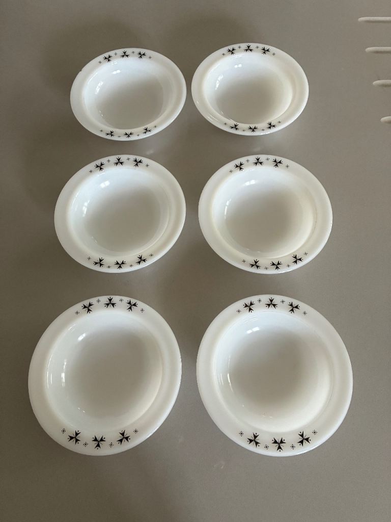 Vintage Phoenix Opalware Glass Sputnik Atomic Pattern Bowls & Dinner Plates