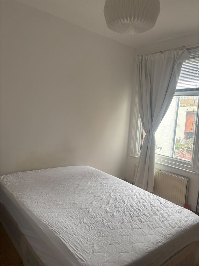 1 double bedroom to rent 