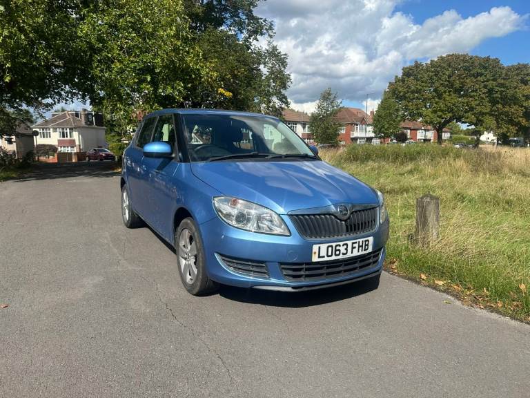 Skoda Fabia 1.2 Petrol Manual 5 Door Hatchback Blue 2013 Fantastic Car 