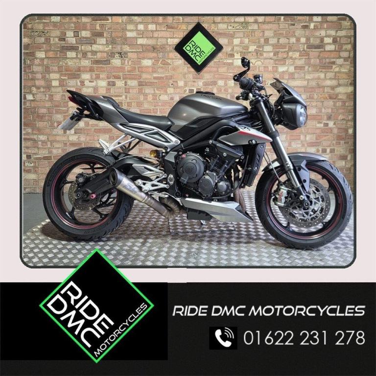 TRIUMPH STREET TRIPLE 765 RS. 13K. FSH. SC EXHAUST. SERVICED. LOVELY BIKE