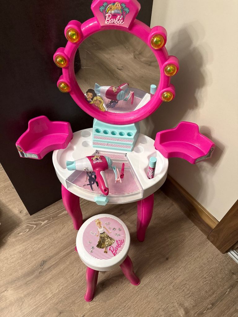Barbie Dressing Table & Stool (Hairdryer & Accessories)