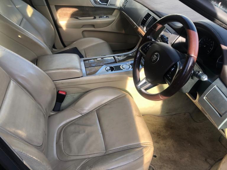 2014 Jaguar XF 3.0d V6 Premium Luxury Saloon 4dr Diesel Auto Euro 5 (s/s) (240