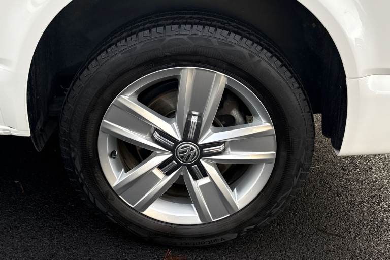 2024 Volkswagen Transporter 2.0 TDI 150 Highline Kombi Van DSG WINDOW VAN DIESEL Automatic