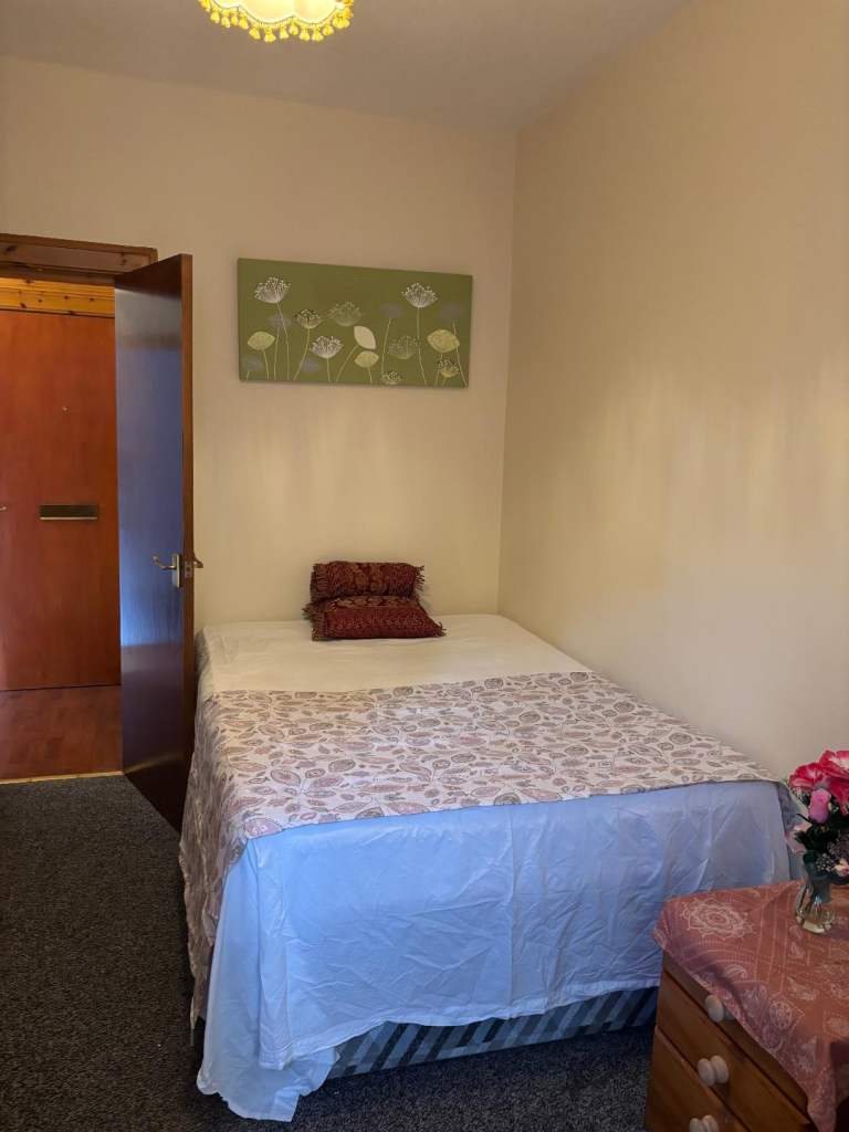 2-bed Flat for Rent located Near University of Aberdeen