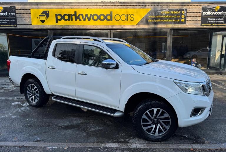2016 Nissan Navara 2.3 dCi Tekna 4WD Euro 5 4dr PICK UP Diesel Manual