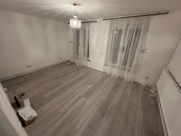 Two spacious double rooms available at W10