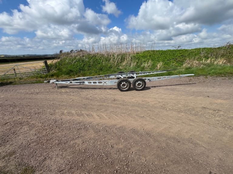 Twin axel caravan chassi 