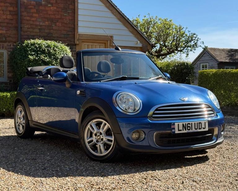 2011 MINI Convertible ONE Convertible Petrol Manual