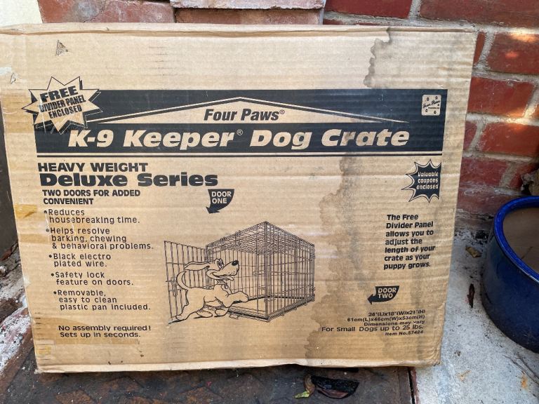 Dog crate 