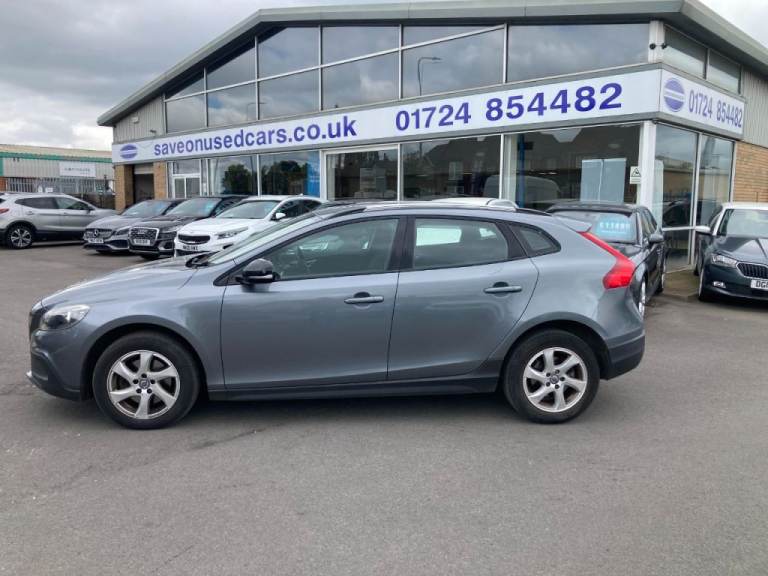  Volvo V40 D2 Cross Country SE 5dr Diesel