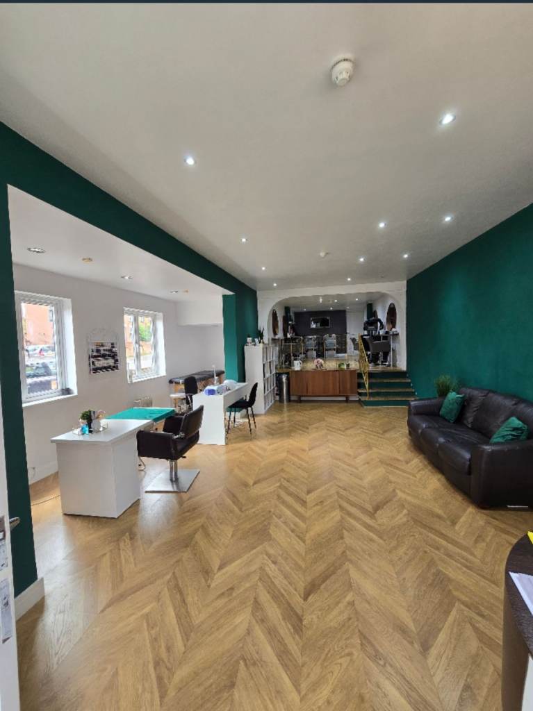 Hair dresser wanted 
