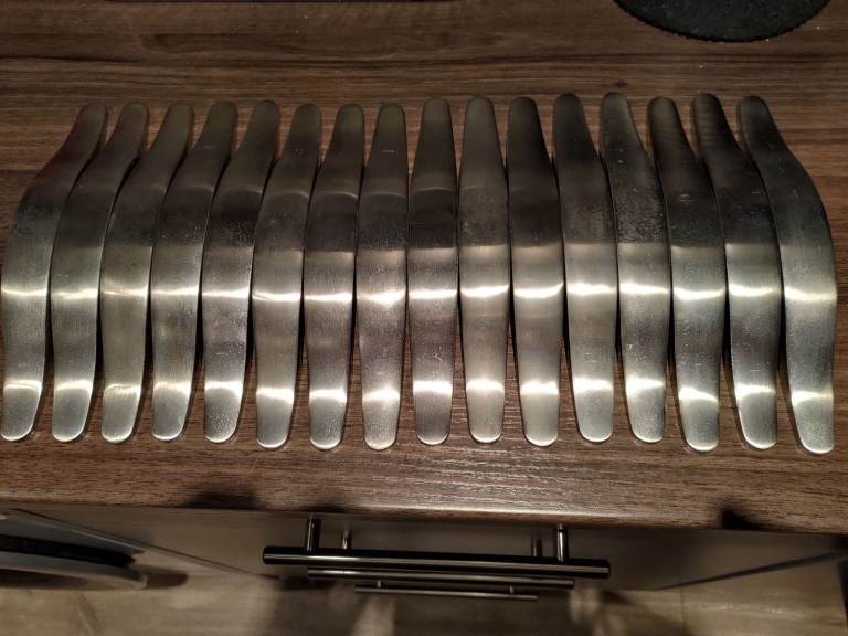 Cupboard door handles from kitchen 
