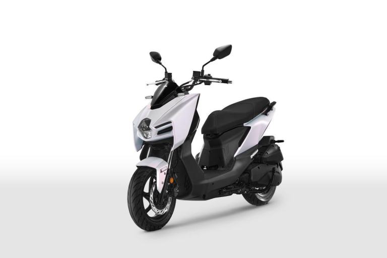 SYM MMBCU 125c NEW Automatic Retro Scooter Commuter Learner Legal CBT Friendl...
