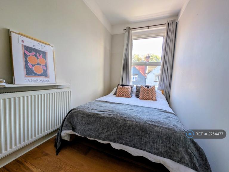 1 bedroom in Springbank Road, London, SE13 (#2754477)