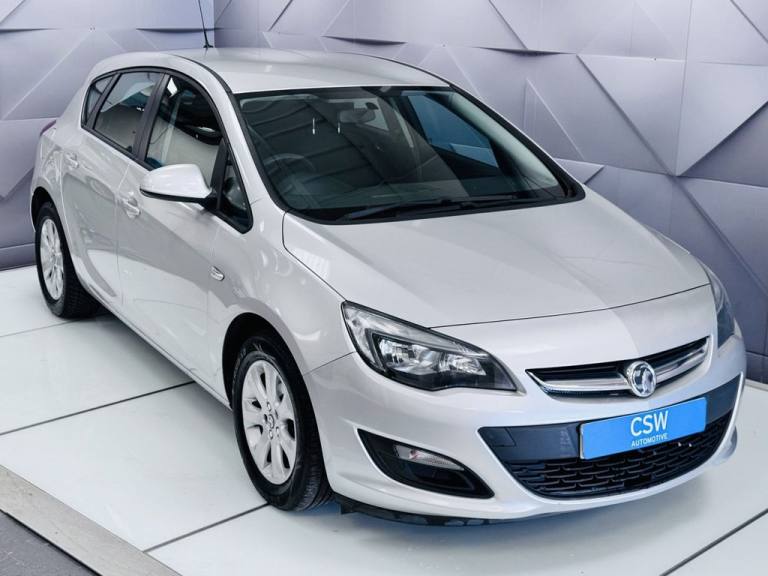 2015 Vauxhall Astra 1.4i 16V Design 5dr HATCHBACK PETROL Manual