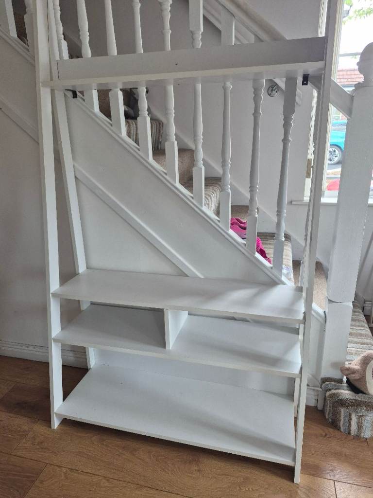  kingsize headboard.   FREE