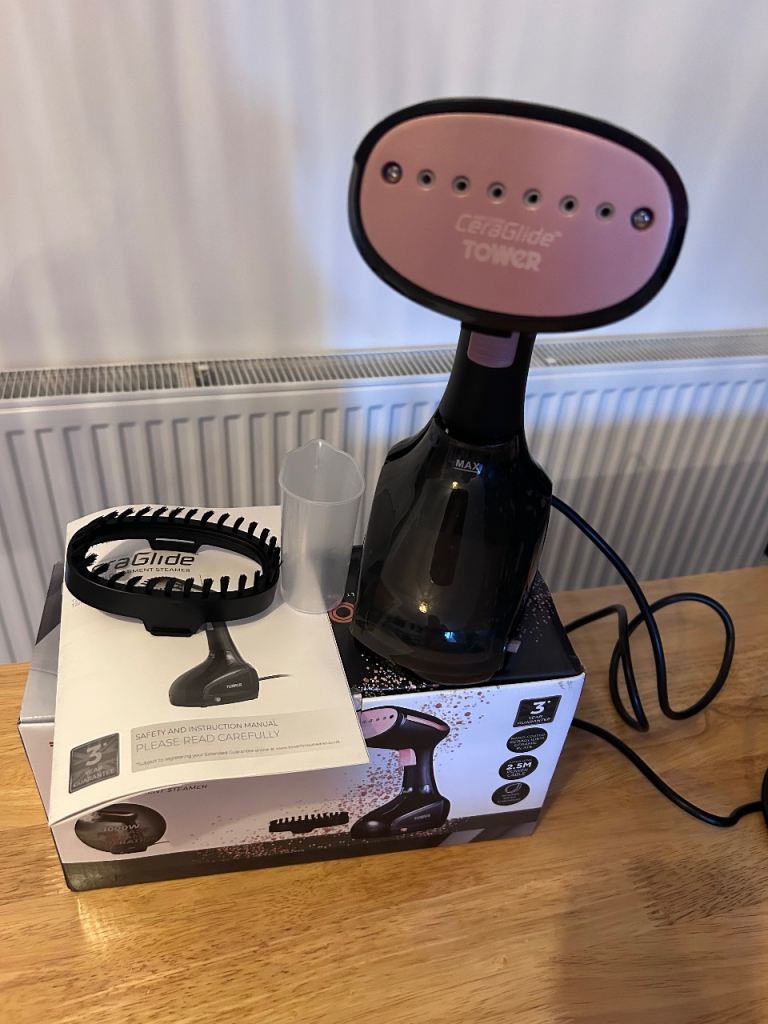 Tower Cera Glide clothes steamer