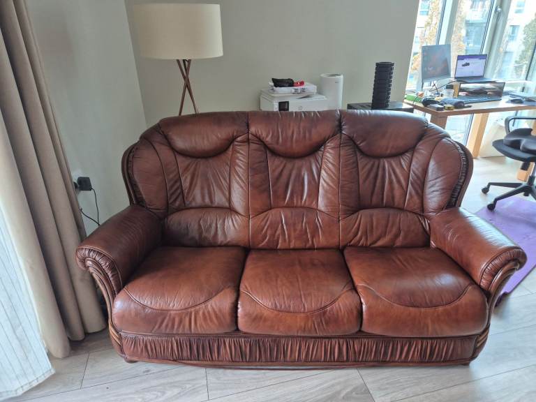 2 AND 3 seater brown leather sofas (GOOD CONDITION)