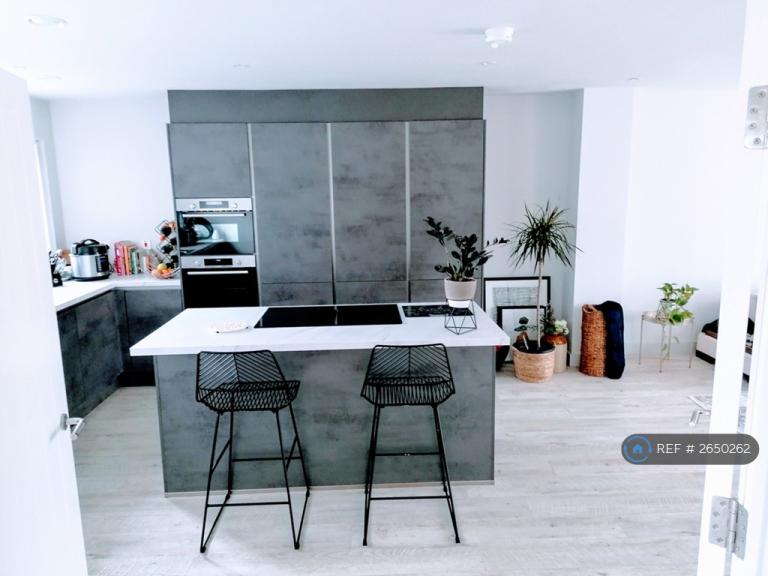 4 bedroom house in Wentworth Drive, Weldon, NN17 (4 bed) (#2650262)